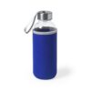 Botella con funda azul
