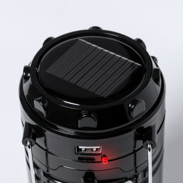 Foto detalle cargador solar