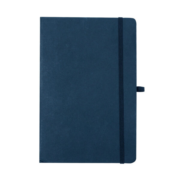 Cuaderno azul con notas adhesivas en cartón reciclado